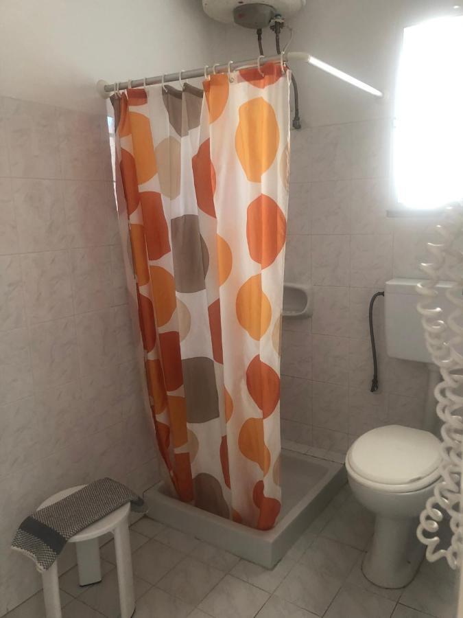Eleftheria Studios And Apartments Ахарави Екстериор снимка